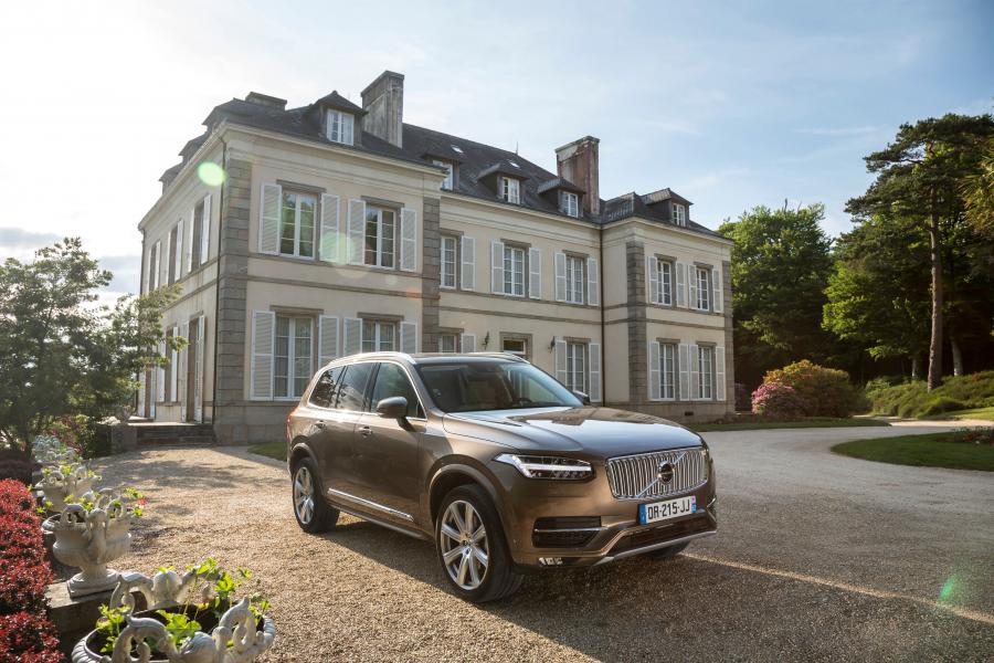  Volvo XC90 D5 Inscription 2015 года  (фото 22 из 30)